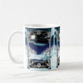 Winter Polar Bear Pond with Aurora Kaffeetasse (Links)