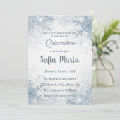 Winter Quinceañera-Einladung – Schneeflocken, Silb Einladung (Stehend Vorderseite)
