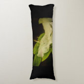 Winter-Rose Seitenschläferkissen (Vorderseite Vertikal)