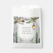 Winter Rustikale Pine Trees Lantern Botanische Hoc Geschenktütchen (Vorderseite)