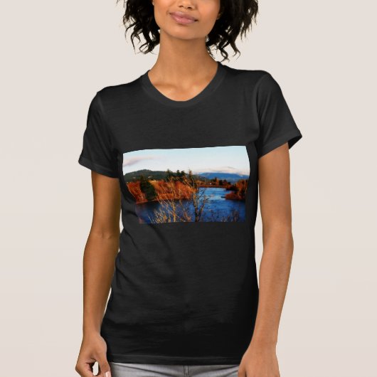 Winter Scene Columbia Gorge T-Shirt (Vorderseite)