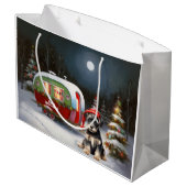 Winter Schnauzer Caravan Weihnachtsabenteuer Große Geschenktüte (Rückseite Schrägansicht)