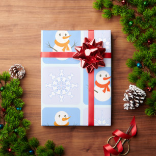 Winter Schneemann und Schneeflocken Geschenkpapier