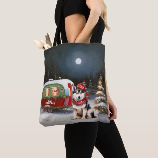 Winter Siberian Husky Caravan Weihnachtsabenteuer Tasche (Von Nahem)