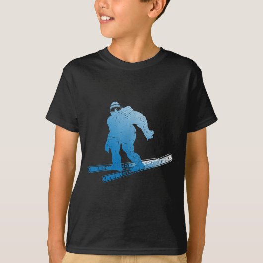Winter Skiing Sasquatch Ski Cryptid Cryptozoology  T-Shirt (Vorderseite)