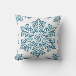 Winter Sky Blue Snowflake Kissen Kissen