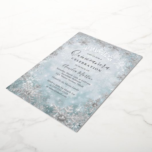 Winter Snowflake Blue Silver Quinceanera Folieneinladung (Gedreht)