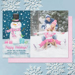 Winter Snowman Holiday Card Feiertagskarte<br><div class="desc">Teilen Sie Ihre Weihnachtsgrüße mit dieser liebenswerten Weihnachtskarte für den Winterschneemann. Ein Schneemann mit rosa Schal in einer schneebedeckten Nacht. Ersetzen Sie das Foto durch Ihr eigenes. Ideal,  um Ihre Familie und Freunde zu schicken. Auch in roter Farbe erhältlich. Entworfen für Sie von BlackBerry Boulevard.</div>