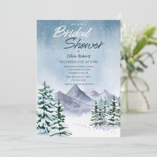 Winter Snowy Mountain Forest Brautparty Einladung (Stehend Vorderseite)