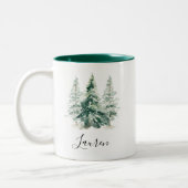 Winter Snowy Pine Tree Weihnachten Zweifarbige Tasse (Links)