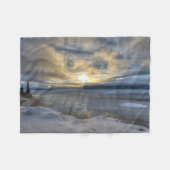 Winter Solstice Turnonce Arm Fleecedecke (Vorderseite (Horizontal))