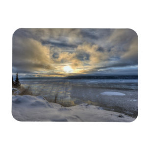 Winter Solstice Turnonce Arm Magnet