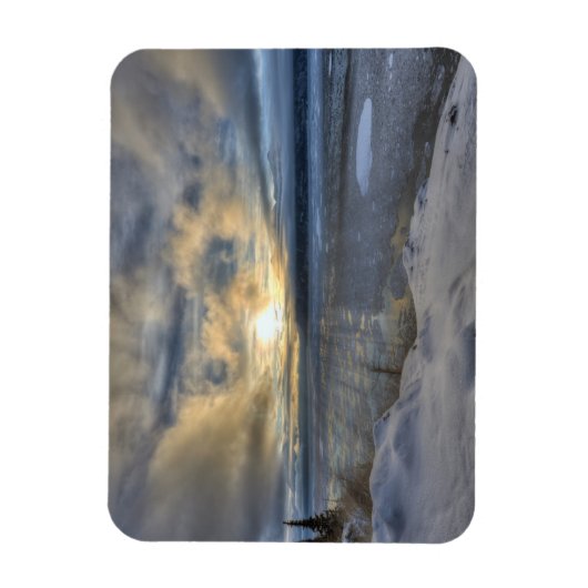 Winter Solstice Turnonce Arm Magnet (Vertikal)