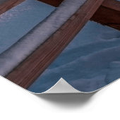 Winter Sonnenuntergang im Kiefernwald in der Nähe  Poster (Ecke)