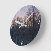 Winter Sunrise I Pastel Natur Landschaft Runde Wanduhr (Winkel)