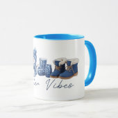 Winter Vibes Friendly Snowman Tasse (VorderseiteRechts)
