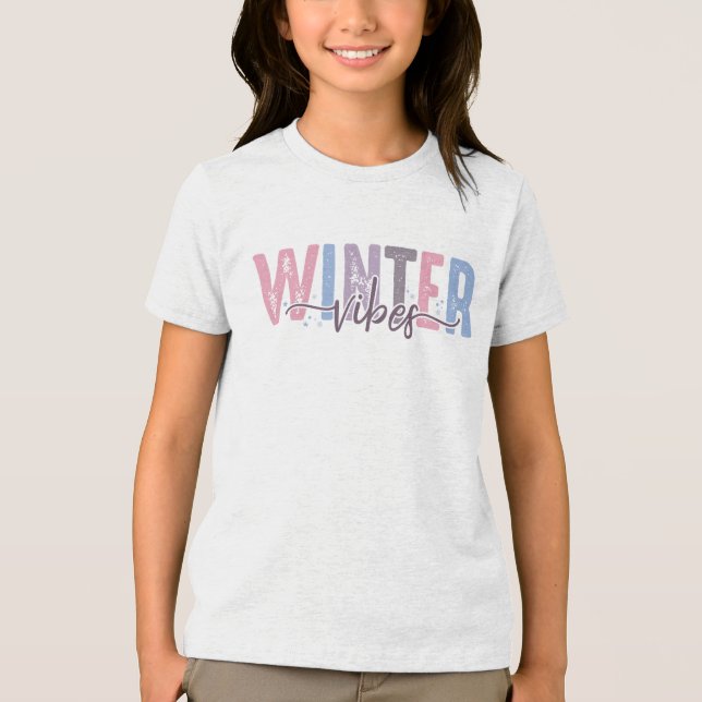 Winter Vibes - Weiche Pasteltypografie Tri-Blend Shirt (Vorderseite)