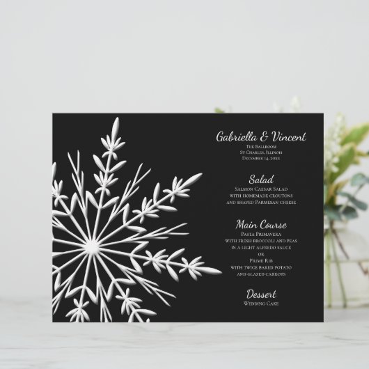 Winter Wedding Menu mit Schwarz und Weiß Snowflake (Stehend Vorderseite)