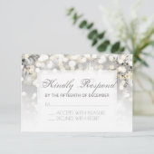 Winter Wedding Silver and Gold Sparkle RSVP Karte (Stehend Vorderseite)