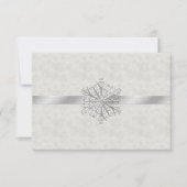 Winter White and Silver Snowflake Wedding RSVP Karte (Vorderseite)