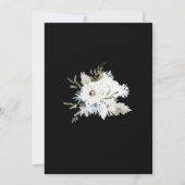 Winter White Floral Black Christmas Wreath Wedding Einladung (Rückseite)