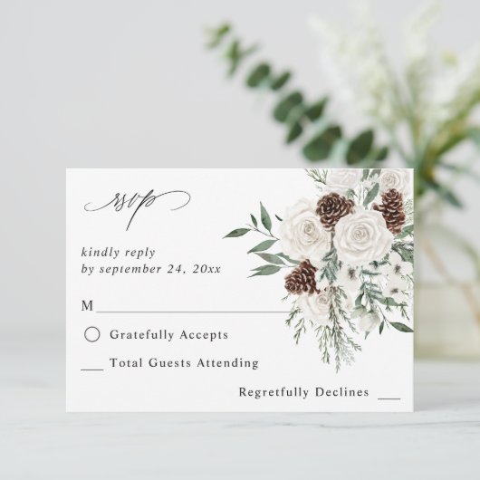 Winter White Floral & Pine no Messe UAWG 2 RSVP Karte (Stehend Vorderseite)