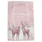 Winter Wonderland Birthday | Rosa und Hirsch Mittlere Geschenktüte (Vorderseite)