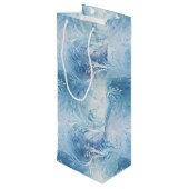 Winter Wonderland Blau frostiges Muster Geschenktüte Für Weinflaschen (Rückseite Schrägansicht)