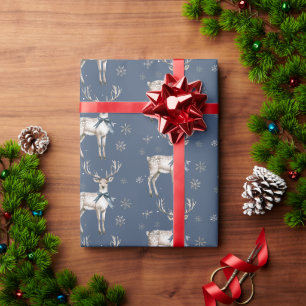 Winter Wonderland Blaue Hirsche Schneeflocken Weih Geschenkpapier