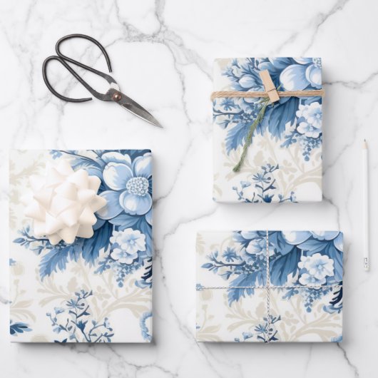 Winter Wonderland: Blauer und weißer Weihnachtsbau Geschenkpapier Set (Vorderseite)