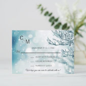 Winter Wonderland Blue Branch Snow Wedding RSVP Karte (Stehend Vorderseite)