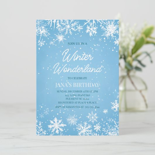 Winter Wonderland Blue Snowflake Geburtstag Einladung (Stehend Vorderseite)