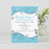 Winter Wonderland Bright Blue Snowflake Einladung (Stehend Vorderseite)