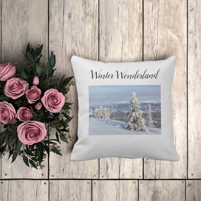 Winter Wonderland hellgraues Foto Kissen (Von Creator hochgeladen)