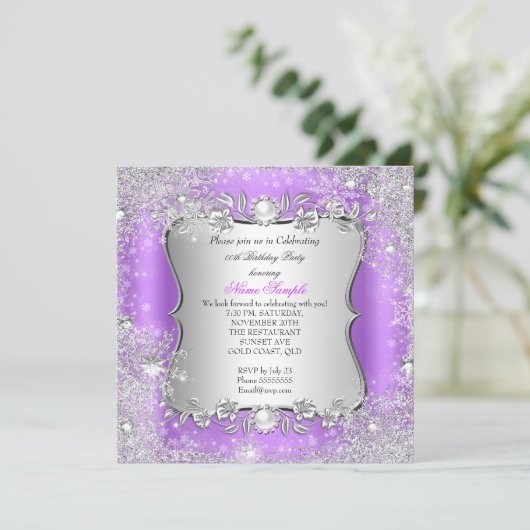 Winter Wonderland Lila Silver Snowflake Party Einladung (Stehend Vorderseite)