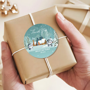 Winter Woodland Baby mit kalter Außendusche Runder Aufkleber