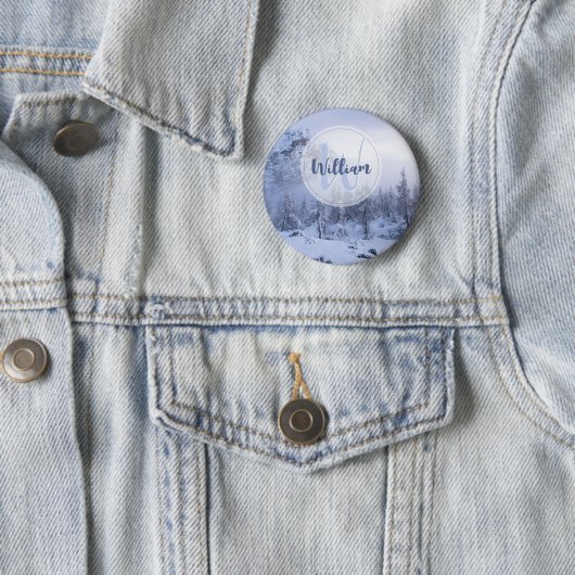 Winter Wunderland Nebel Fichtenwald Schneemonogram Button (Beispiel)
