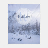 Winter Wunderland Nebel Fichtenwald Schneemonogram Fleecedecke (Vorderseite)
