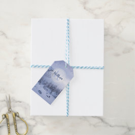 Winter Wunderland Nebel Fichtenwald Schneemonogram Geschenkanhänger