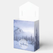 Winter Wunderland Nebel Fichtenwald Schneemonogram Geschenkschachtel (Geöffnet)