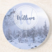 Winter Wunderland Nebel Fichtenwald Schneemonogram Getränkeuntersetzer (Vorne)