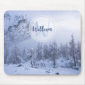 Winter Wunderland Nebel Fichtenwald Schneemonogram Mousepad (Vorne)