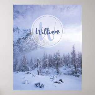 Winter Wunderland Nebel Fichtenwald Schneemonogram Poster