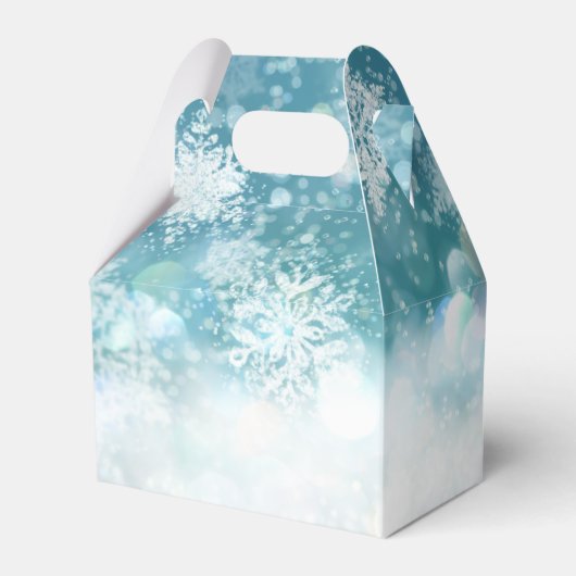 Winterbaby im Freien ist kalt. Geschenkschachtel (Rückseite)