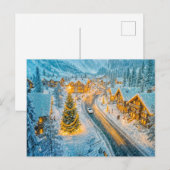 Winterbergdorf mit Weihnachtsdekoration Feiertagspostkarte (Vorne/Hinten)