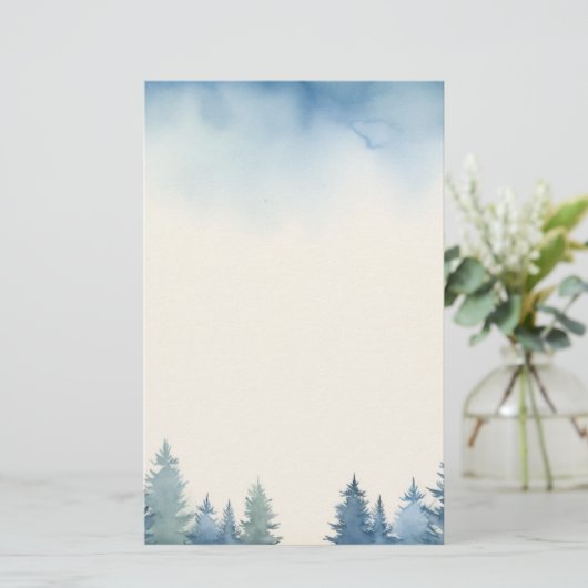 Winterblaue Kiefern schlicht Briefpapier (Stehend Vorderseite)