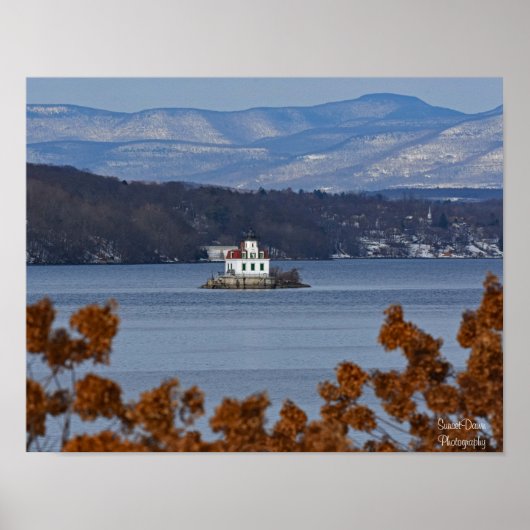 Winterblick auf das Leuchtturm von Esopus Meadows Poster (Vorne)