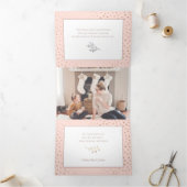 Winterblüte im Wasser - Rosa Foto Dreifach Gefaltete Urlaubskarte (Innenseite)