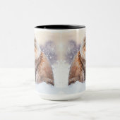 Winterbraun- und Weißmünzen-Coon-Tabby Tasse (Zentrum)