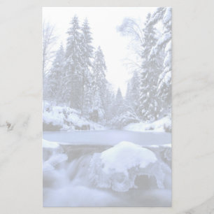 Wintergebirgsfluß Beskid Berge, Polen Briefpapier